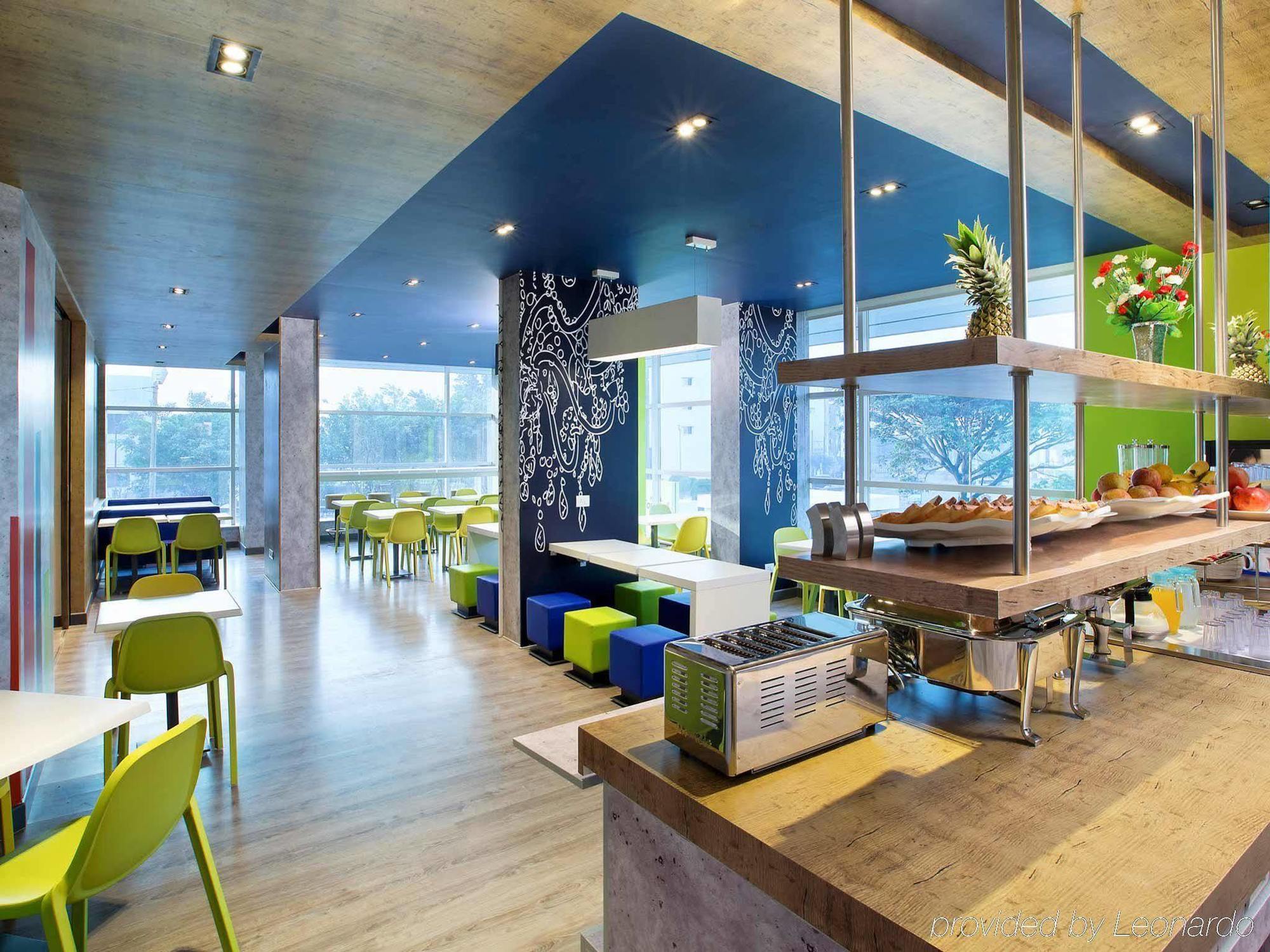 Holiday Inn Express Pune Pimpri By Ihg Bagian luar foto